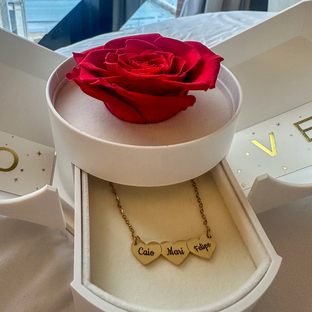 Collar de Corazones Personalizados con Nombres